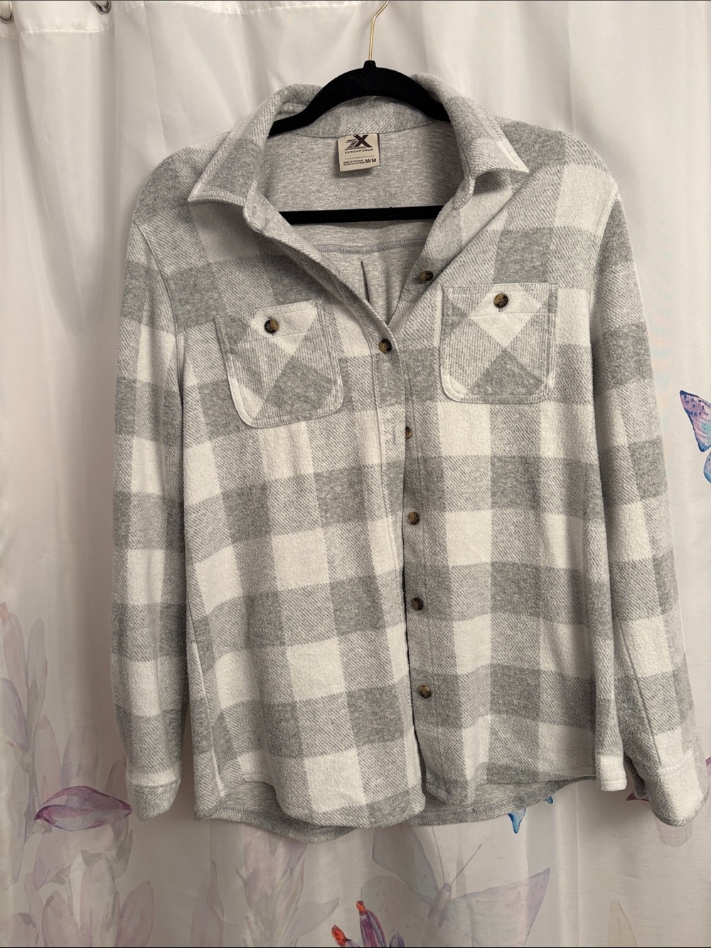 Cozy Grey & White Plaid Button-Up Size Medium - Women